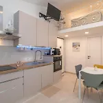 Апартаменты Angolo Di Mare -