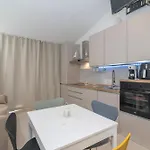Angolo Di Mare - Апартаменты *